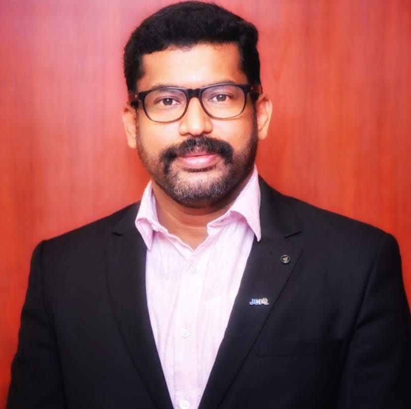 Jc  Kumaravelan M Kaadai